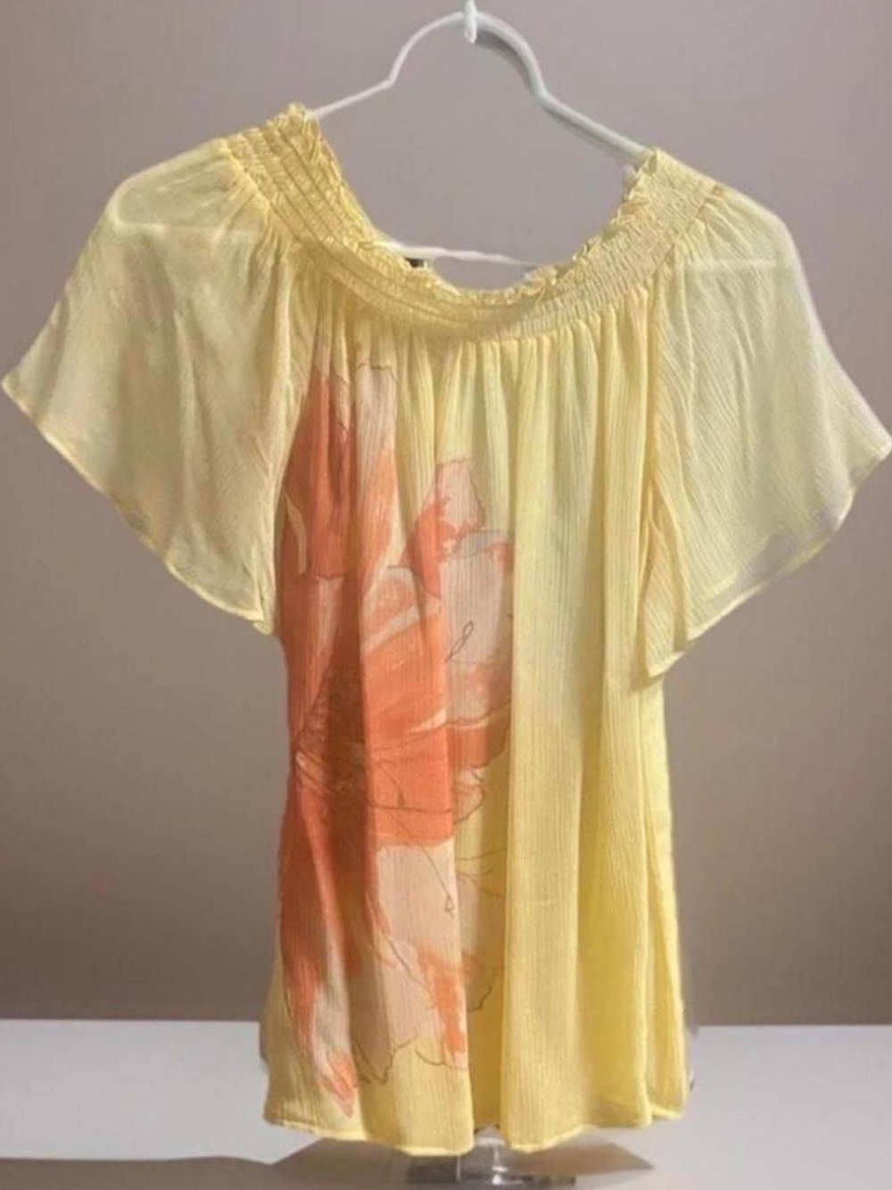 GUESS by Marciano Yellow Silk Sheer Coral Flower Off-the-Shoulder Top XS
